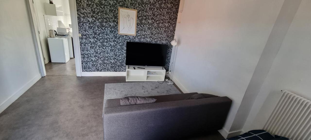 Guibert 19 F2 Bis 2 Chbres 6 Personnes Max Wifi Sweet Home Caudebec-les-Elbeuf Экстерьер фото